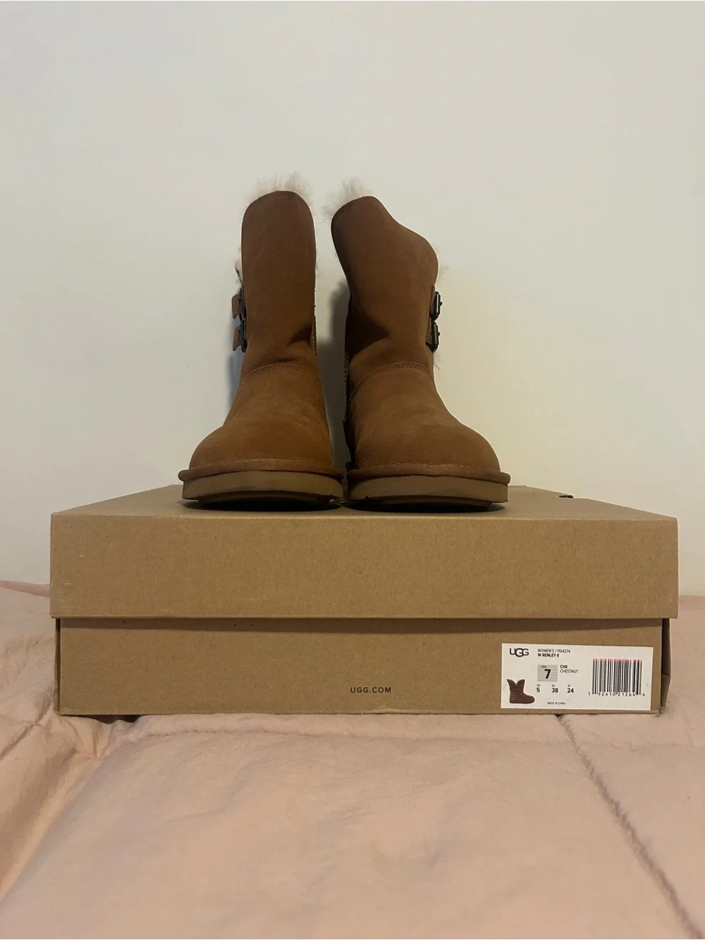 UGG Women's Renley II Chestnut Suede Buckle Boots Size 7 - Picture 2 of 7